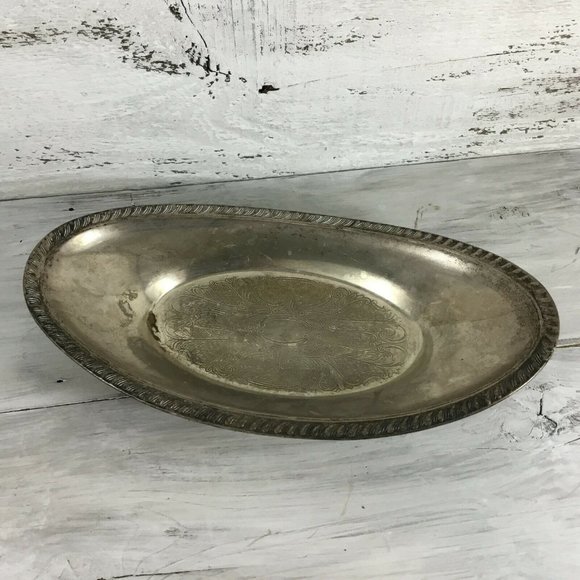 Vintage Intricate Silver Plate Floral Bread Serving Tray Scalloped Edging - Picture 1 of 10